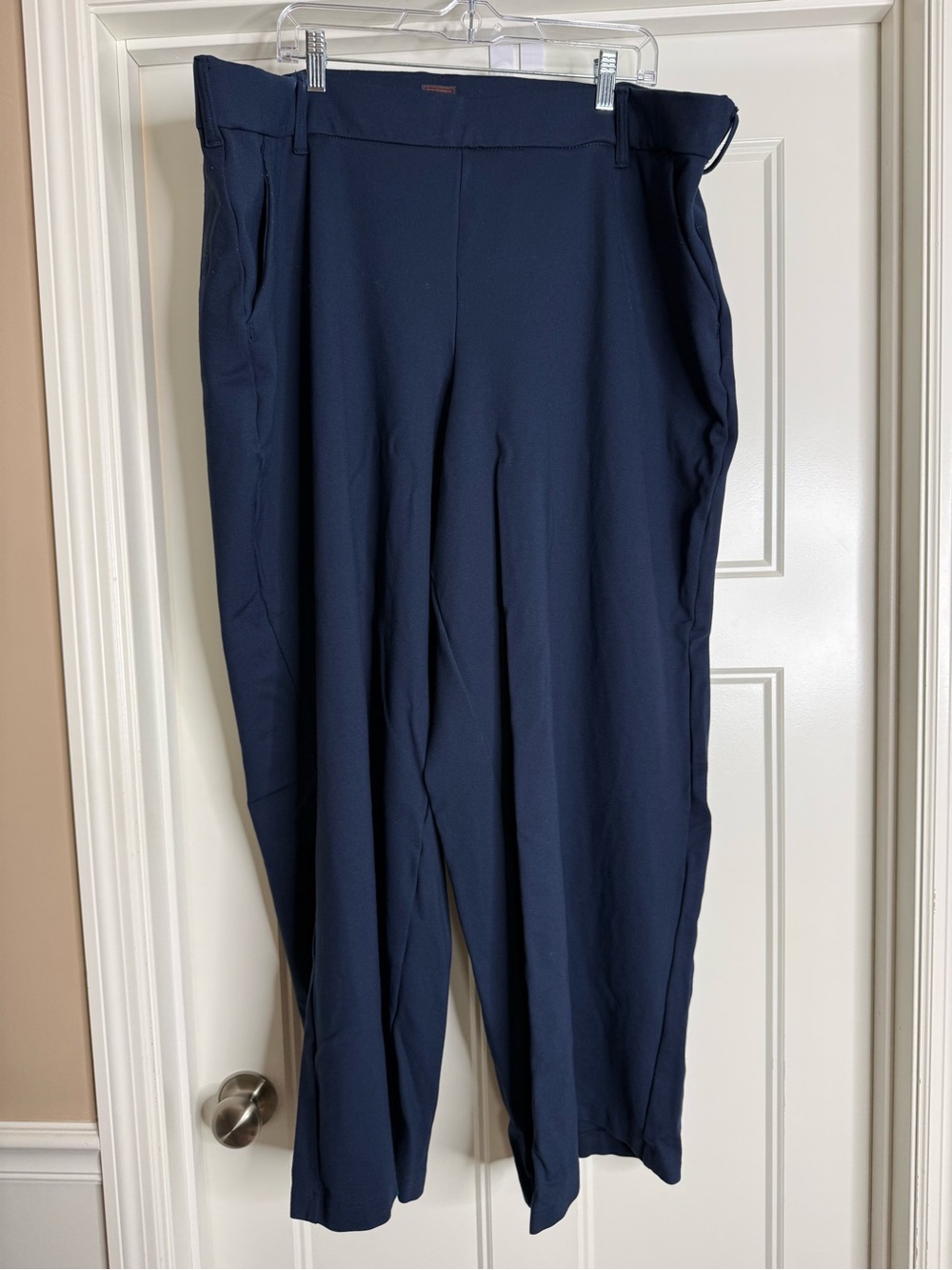 Lee Women's Ultra Lux Comfort Any Wear Wide Leg Pant in Navy. 26W